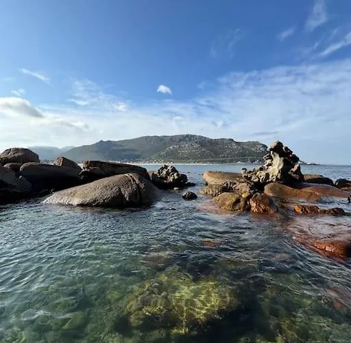 Beach Front Retreat In Fish Hoek