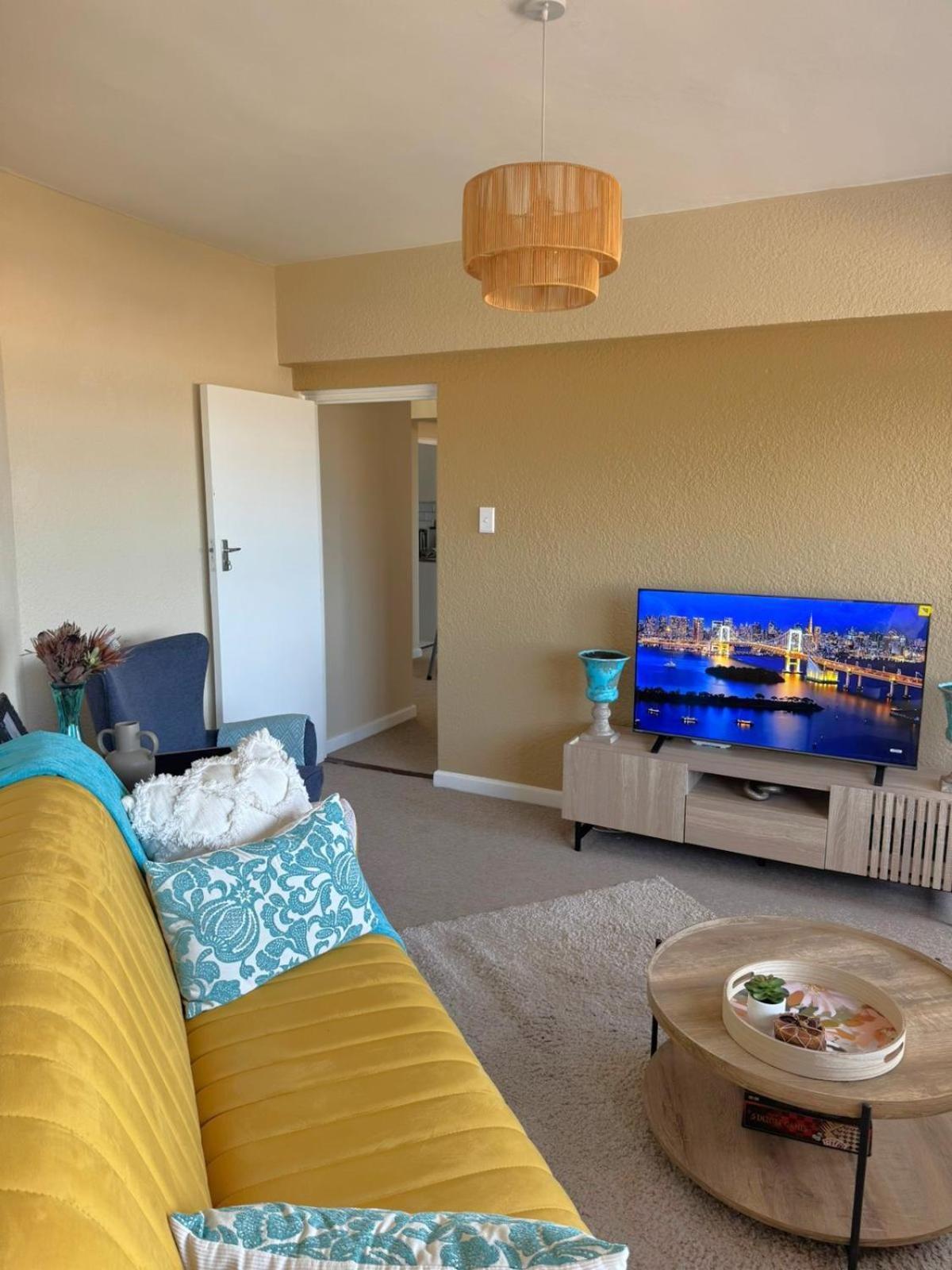 Front Retreat In Appartement